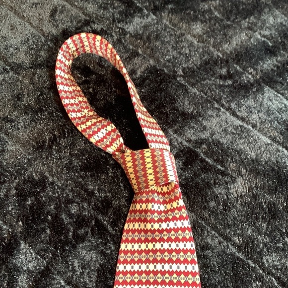 Sinsabang Pure Silk Tie in Cream, Blue and Red - Picture 7 of 8